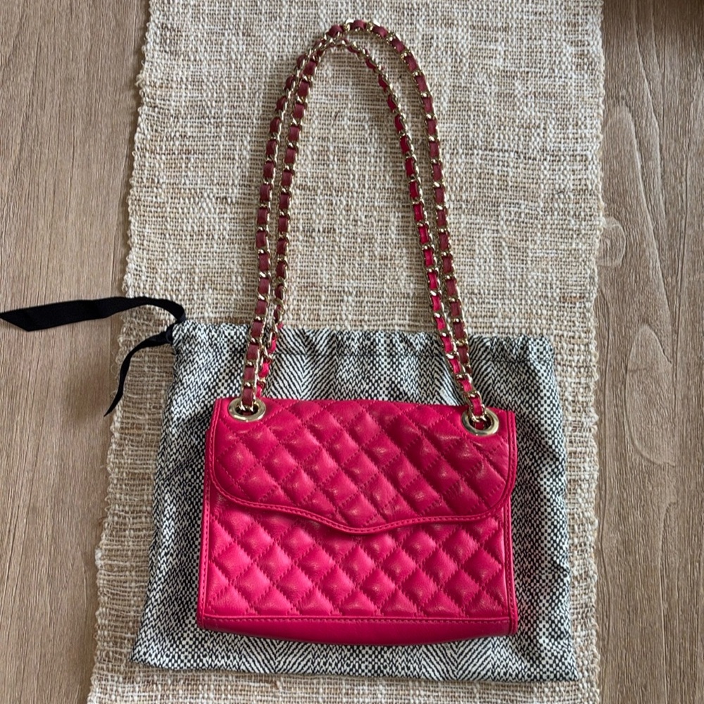 💕 Mint Condition Rebecca Minkoff Quilted Purse